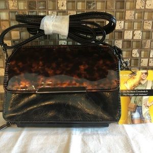 Mundi On the Move Crossbody & Hip Hugger